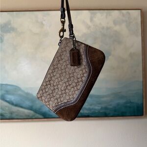 Coach Vintage Wristlet